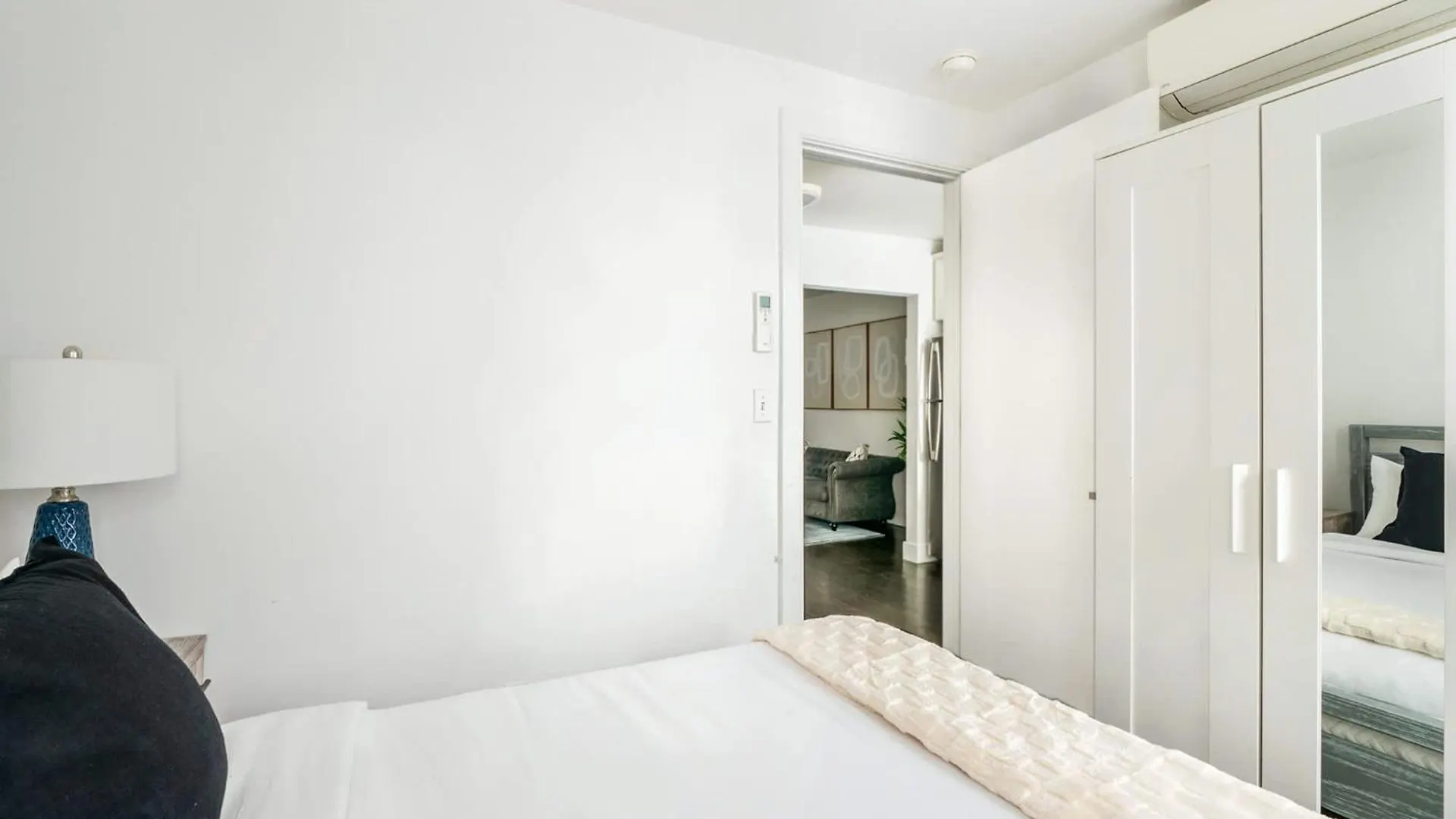 39-2 Renovated 3Br Prime Hudson Yards Area Apartman New York